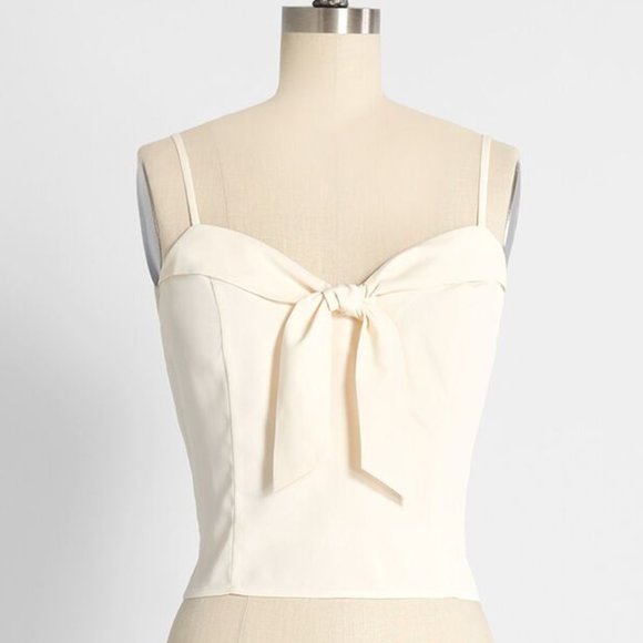 NWT Modcloth Sweetheart Surprise Tie-Front Cami - Picture 1 of 3